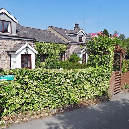 Oakleigh Cottage Llangelynin  Kültér fotó